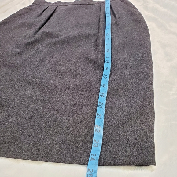 Vintage Christian Dior 100% Wool Gray Skirt sz 10 - Picture 14 of 14